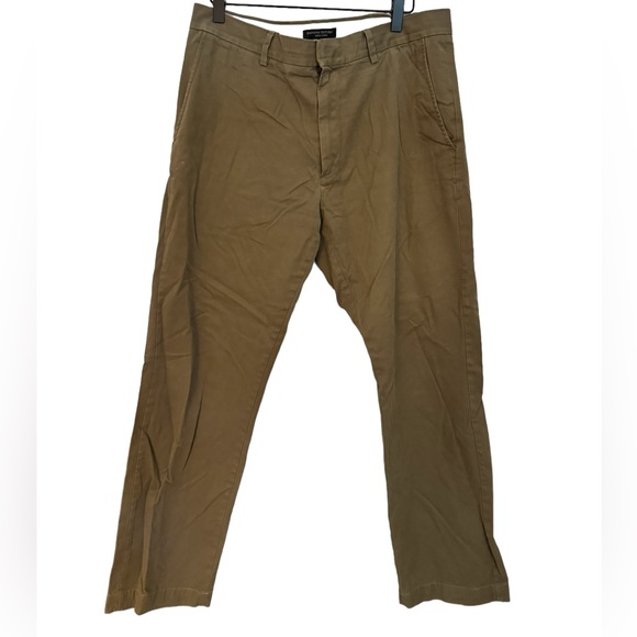 Men’s Banana Republic Aiden Chino in Tan khaki. Size 34 X32 - Picture 1 of 6